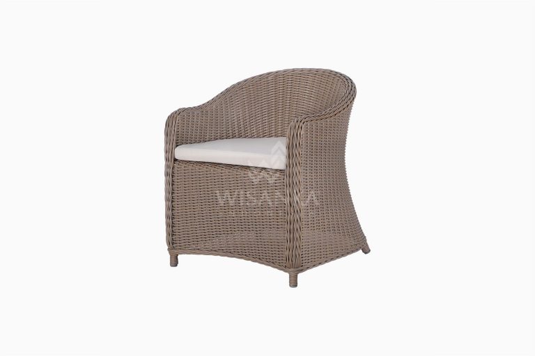 Molde Outdoor Rattan Patio Arm Chair perspective