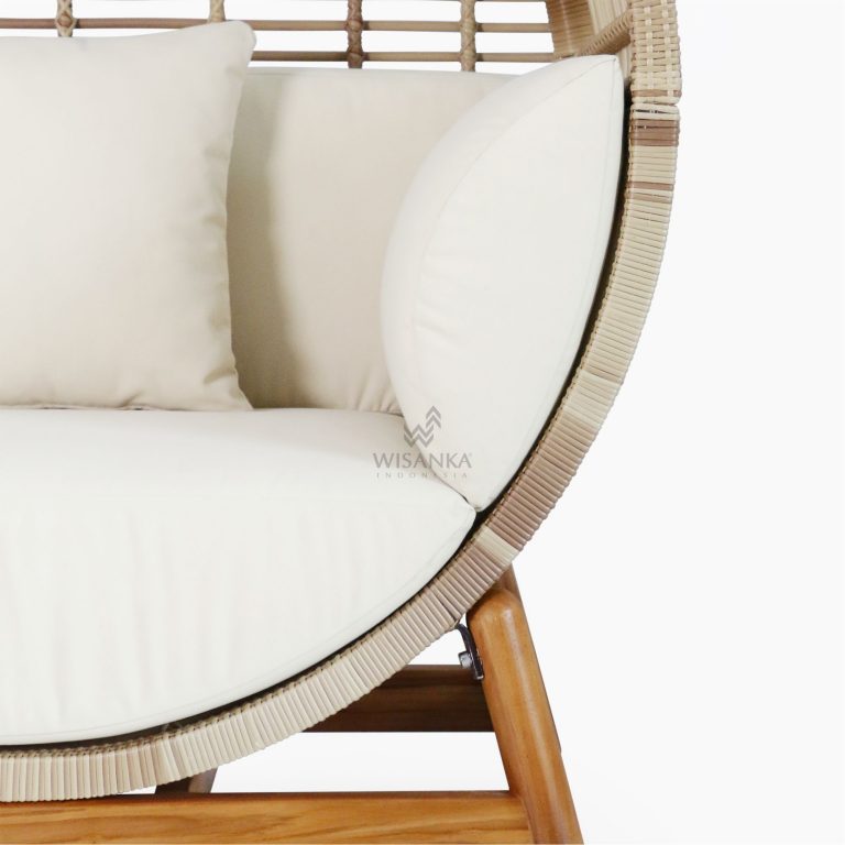 Orza Daybed - Outdoor Rattan Patio Furniture detail